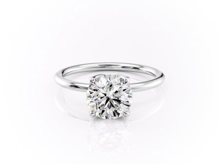 The Lisa Set With A 5.5 Carat Round Moissanite For Cheap