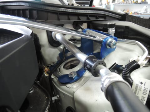 Cusco Strut Bar Infiniti G37 Sedan (2009-2014) Front - Type OS - Oval Aluminum Hot on Sale